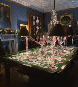 Charlecote Park interieur with cards
